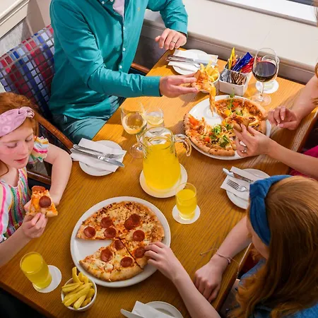 Castlerosse Park 펜션