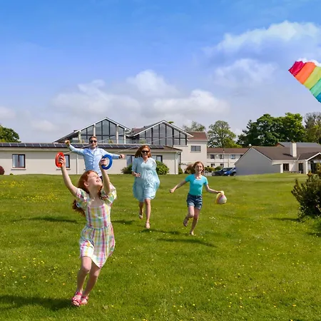 Castlerosse Park Дом отдыха *